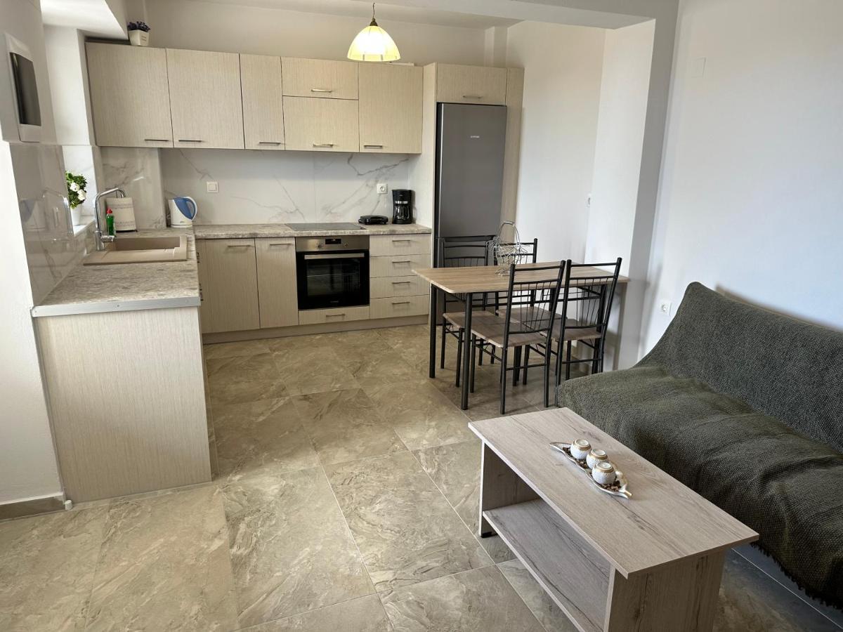 Angel Homes 普拉基亚斯 外观 照片